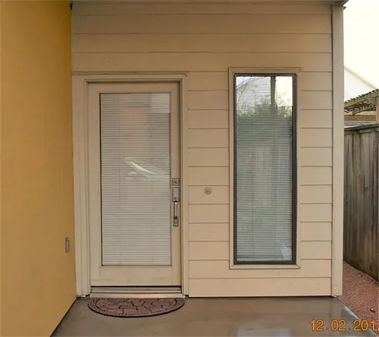 $2,700 | 4338 Spencer Street, Houston, TX 77007