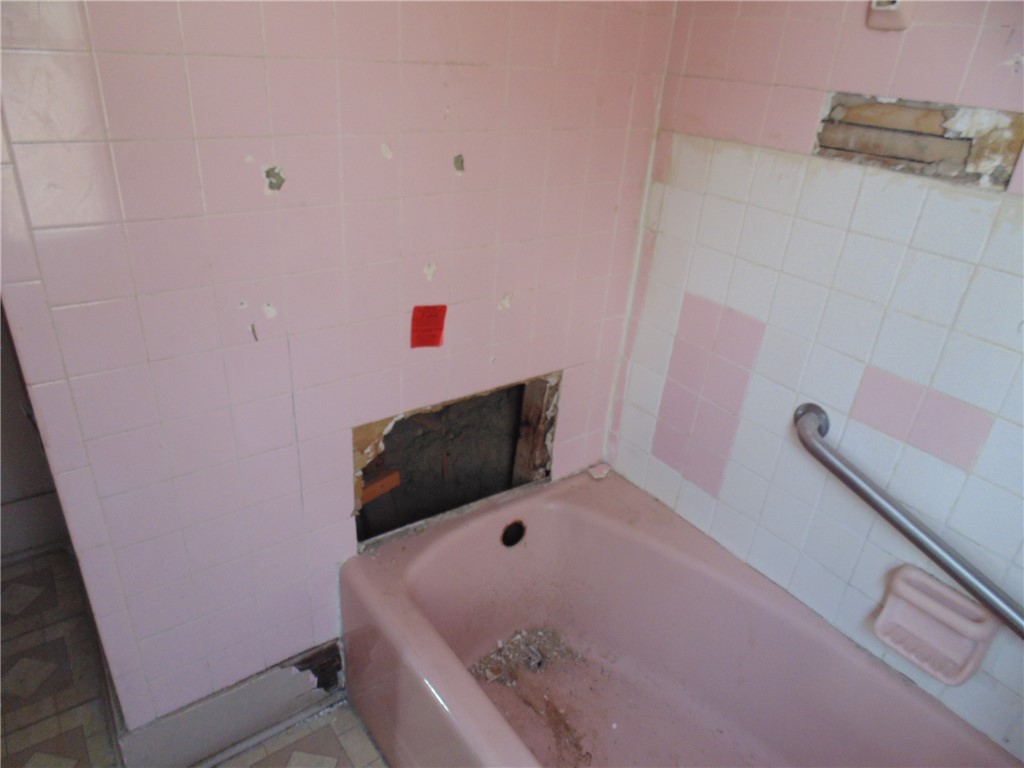 56 Northlane Drive Rochester, NY 14621 - Photo 17 of 27