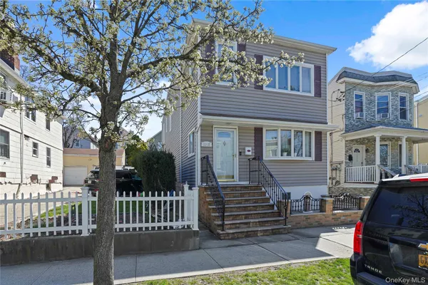 $1,428,818 | 23-37 124th Street | College Point
