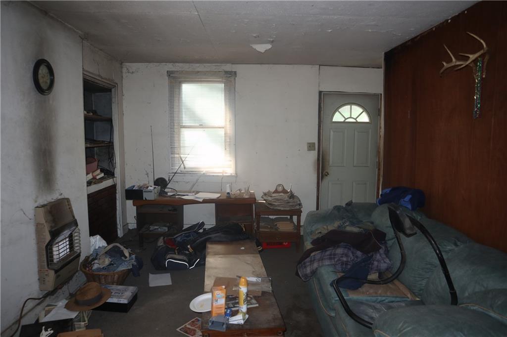 147 Spring Street Coal Center, PA 15423 - Photo 5 of 15 Gallery Image 5