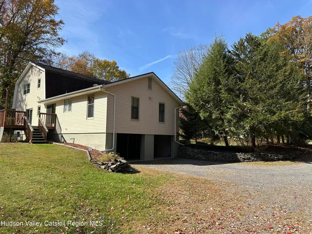 $675,000 | 94 Tanglewood Road, West Hurley, NY 12491
