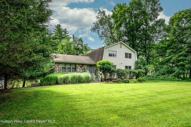 $675,000 | 94 Tanglewood Road, West Hurley, NY 12491