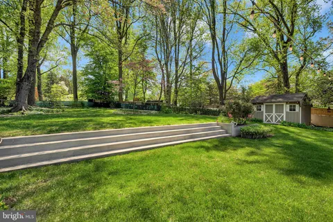 $1,320,000 | 9709 Connecticut Avenue, Kensington, MD 20895