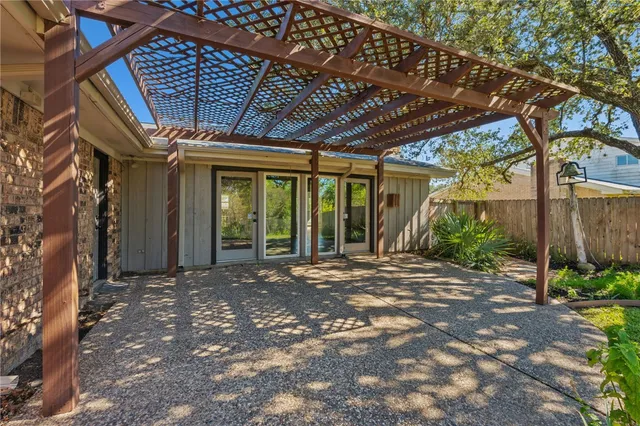 $2,500 | 3802 Sunnybrook Lane, Bryan, TX 77802