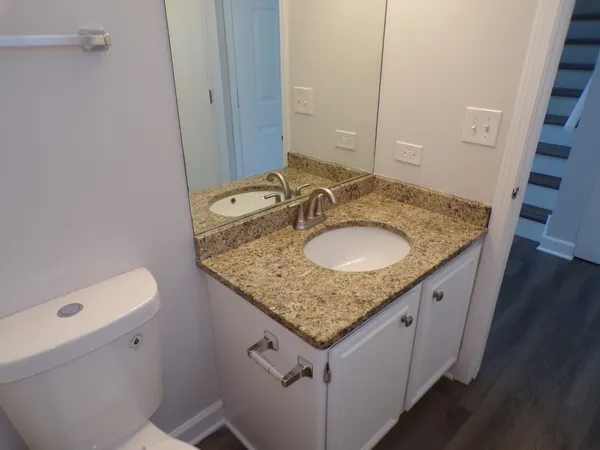 $2,595 | 13 Redbud Court, Lake In The Hills, IL 60156