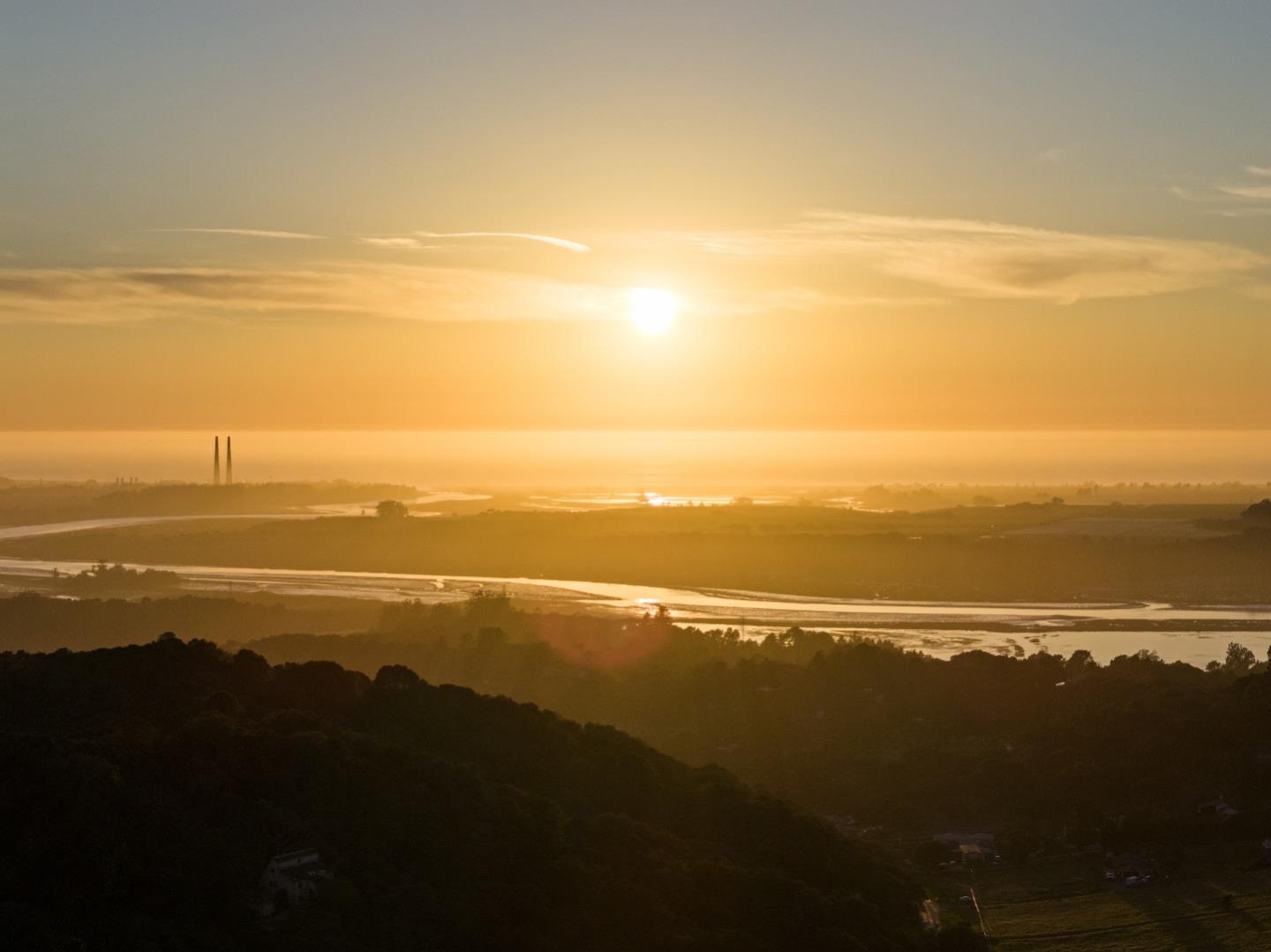 280 Hidden Valley Road Watsonville, CA 95076 - Photo 5 of 64