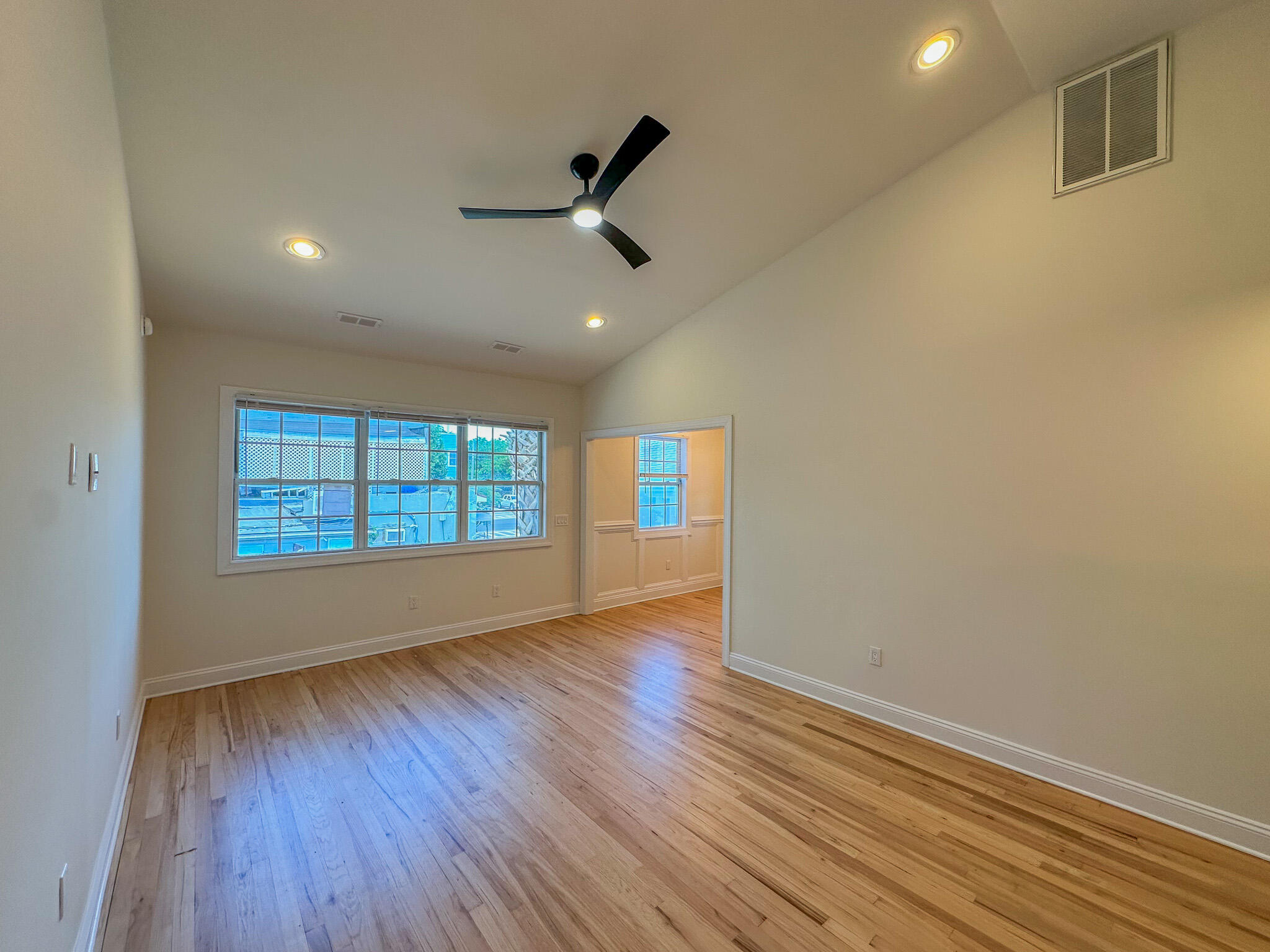 180 Line Street, Unit D Charleston, SC 29403 - Photo 2 of 17