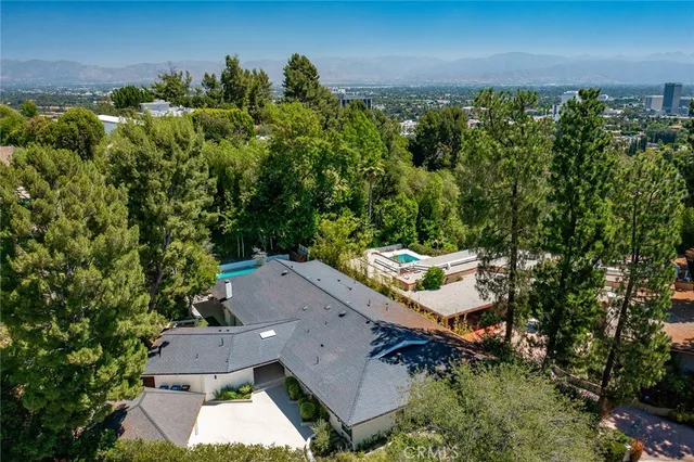 $23,000 | 16105 Clear Oak Drive, Encino, CA 91436