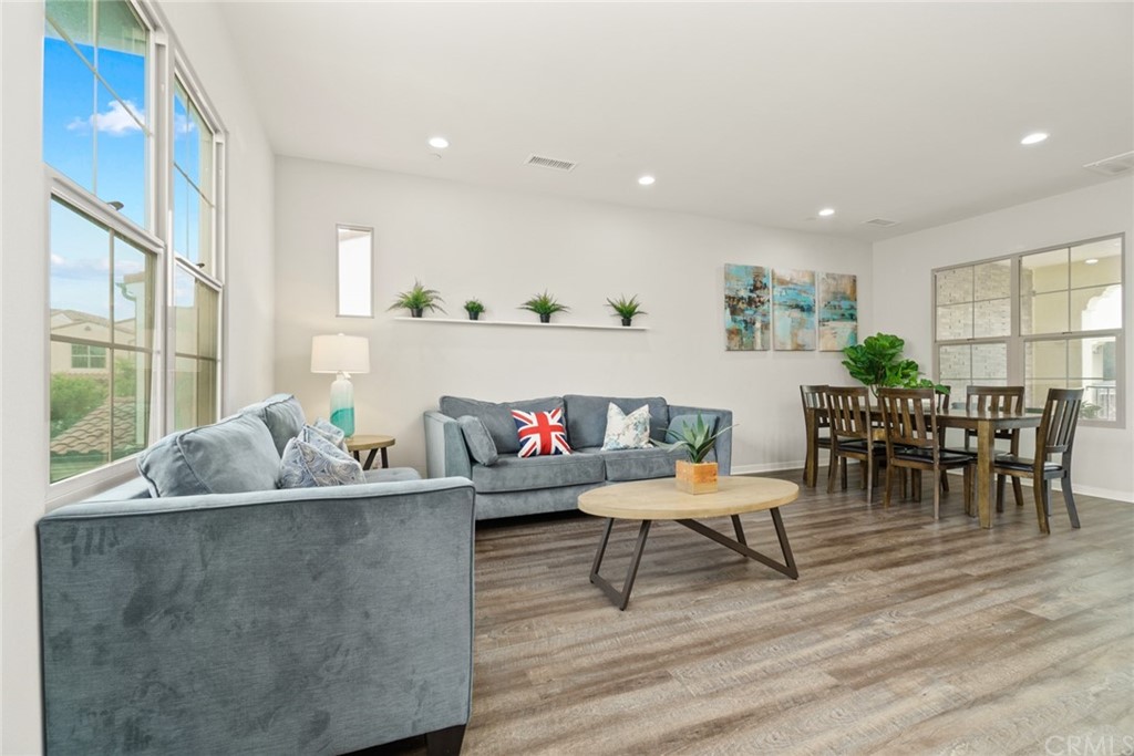 79 Bay Laurel Irvine, CA 92620 - Photo 14 of 46