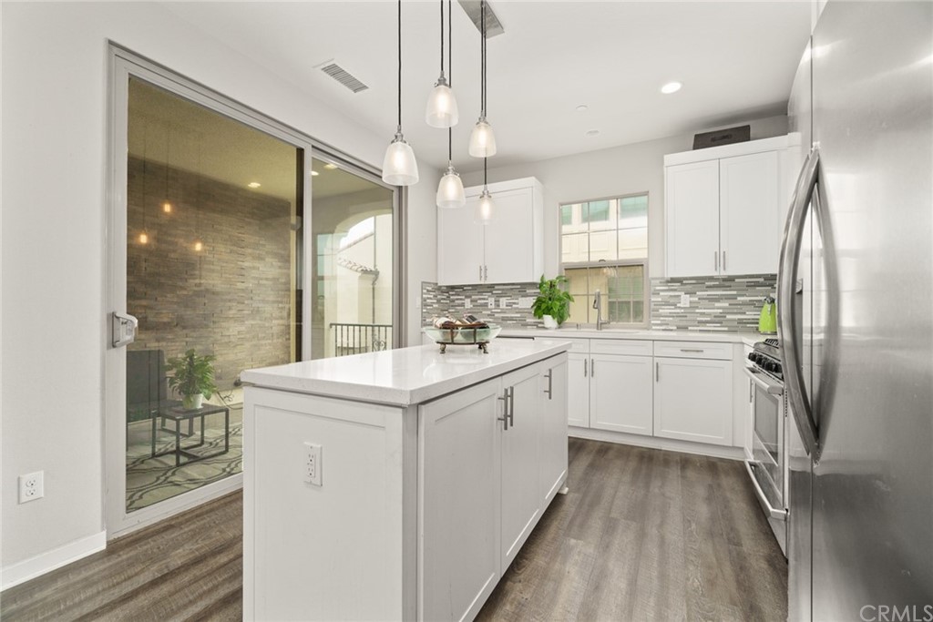 79 Bay Laurel Irvine, CA 92620 - Photo 22 of 46