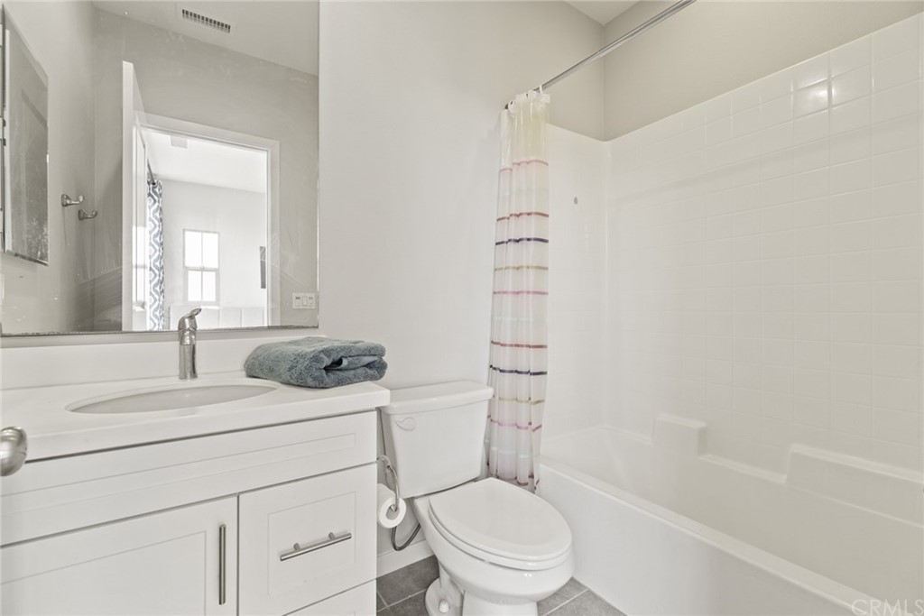 79 Bay Laurel Irvine, CA 92620 - Photo 35 of 46