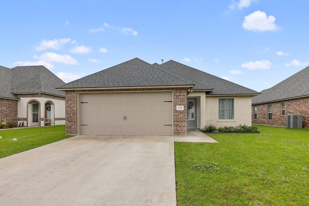 213 Pipers Lane Sulphur, LA 70665 - Photo 3 of 24