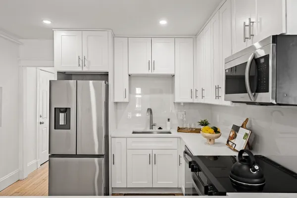 $649,999 | 60 Derby Street, Unit 3, Somerville, MA 02145