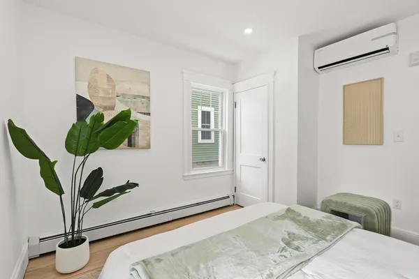 $649,999 | 60 Derby Street, Unit 3, Somerville, MA 02145