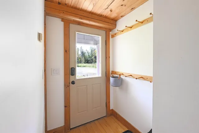 $1,420,000 | 420 Steendom Lane, Lyndonville, VT 05851