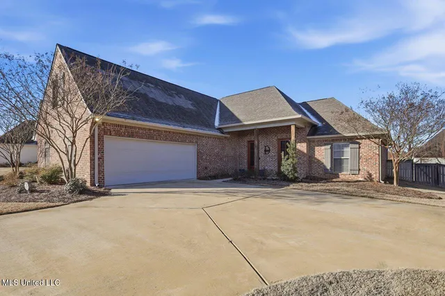 $375,000 | 115 Sweetbriar Drive, Canton, MS 39046