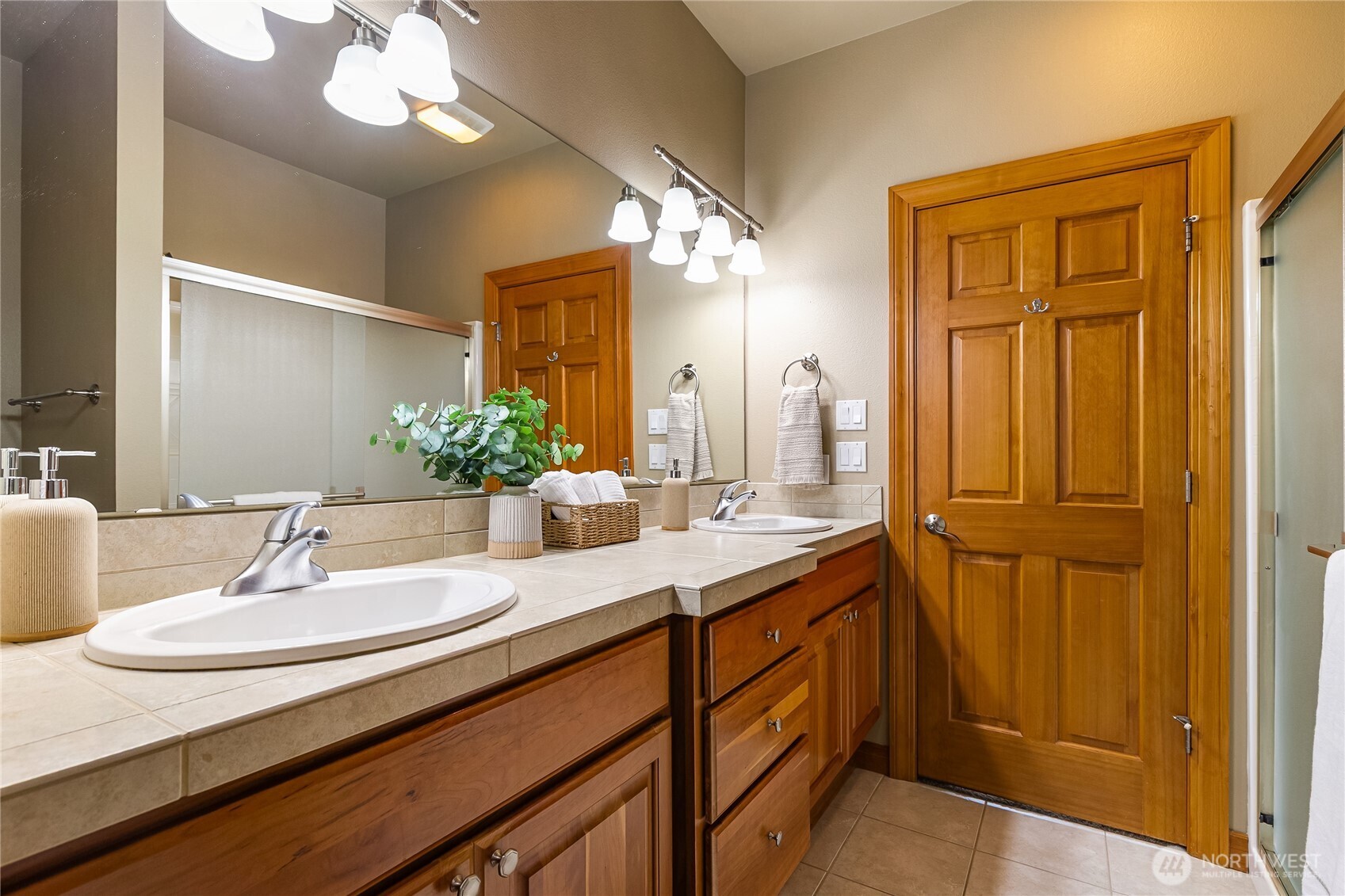 8850 Depot Road, Unit 2 Lynden, WA 98264 - Photo 26 of 40 Gallery Image 26