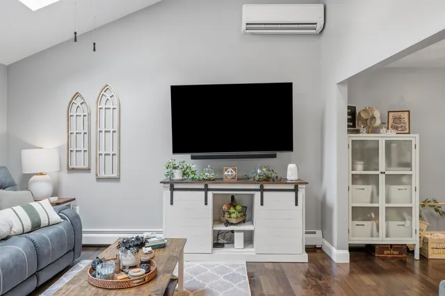 $550,000 | 19 David Drive, Hudson, NH 03051