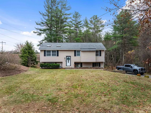 $550,000 | 19 David Drive, Hudson, NH 03051