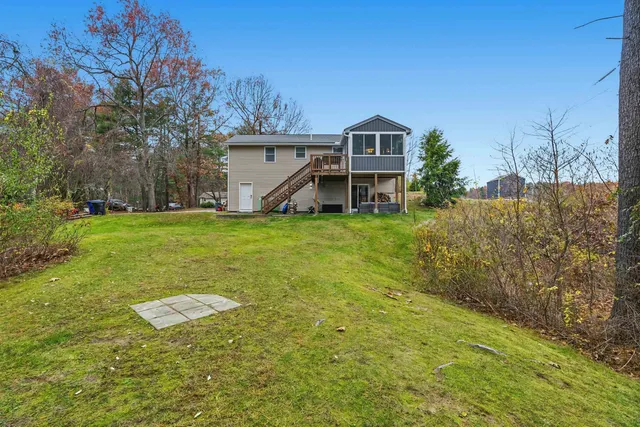 $550,000 | 19 David Drive, Hudson, NH 03051