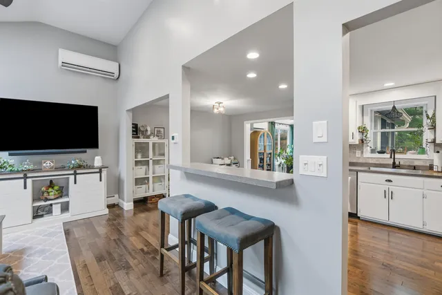 $550,000 | 19 David Drive, Hudson, NH 03051