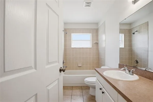 $359,900 | 22611 Roderick Drive, Land O' Lakes, FL 34639