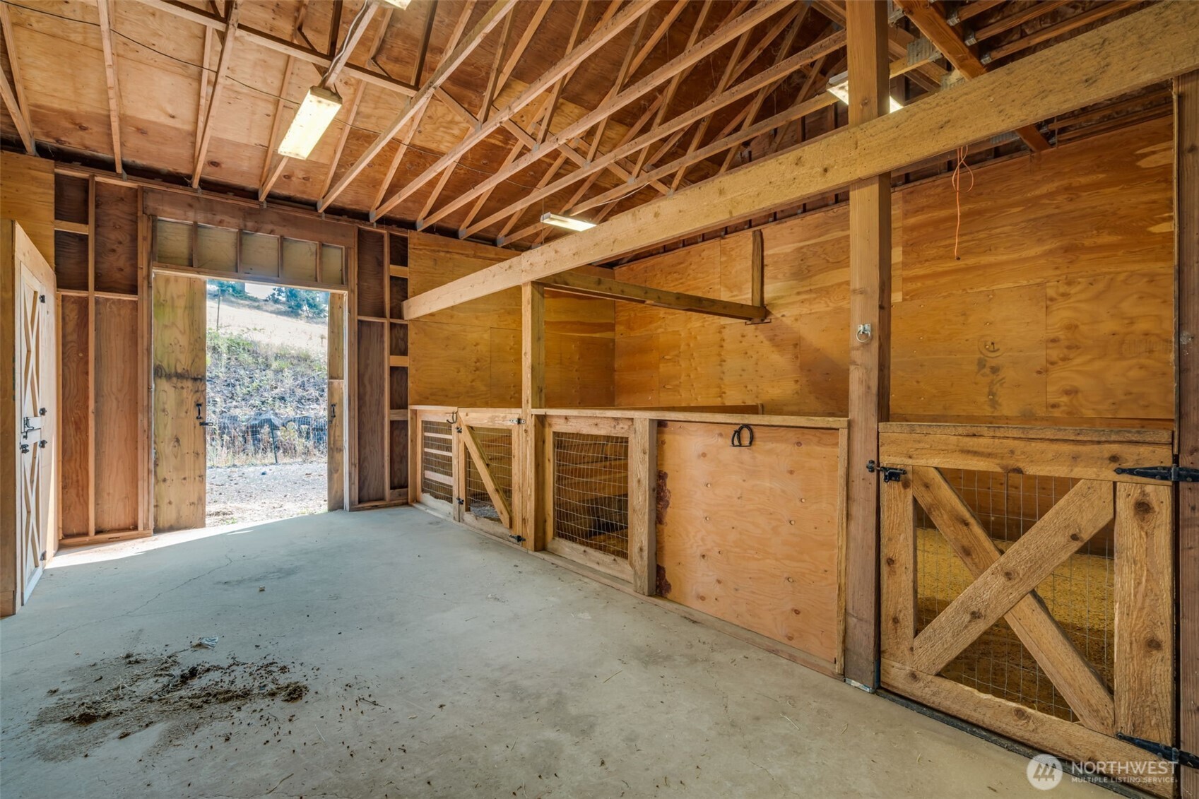 413 Confer Road Kalama, WA 98625 - Photo 33 of 40 Gallery Image 33