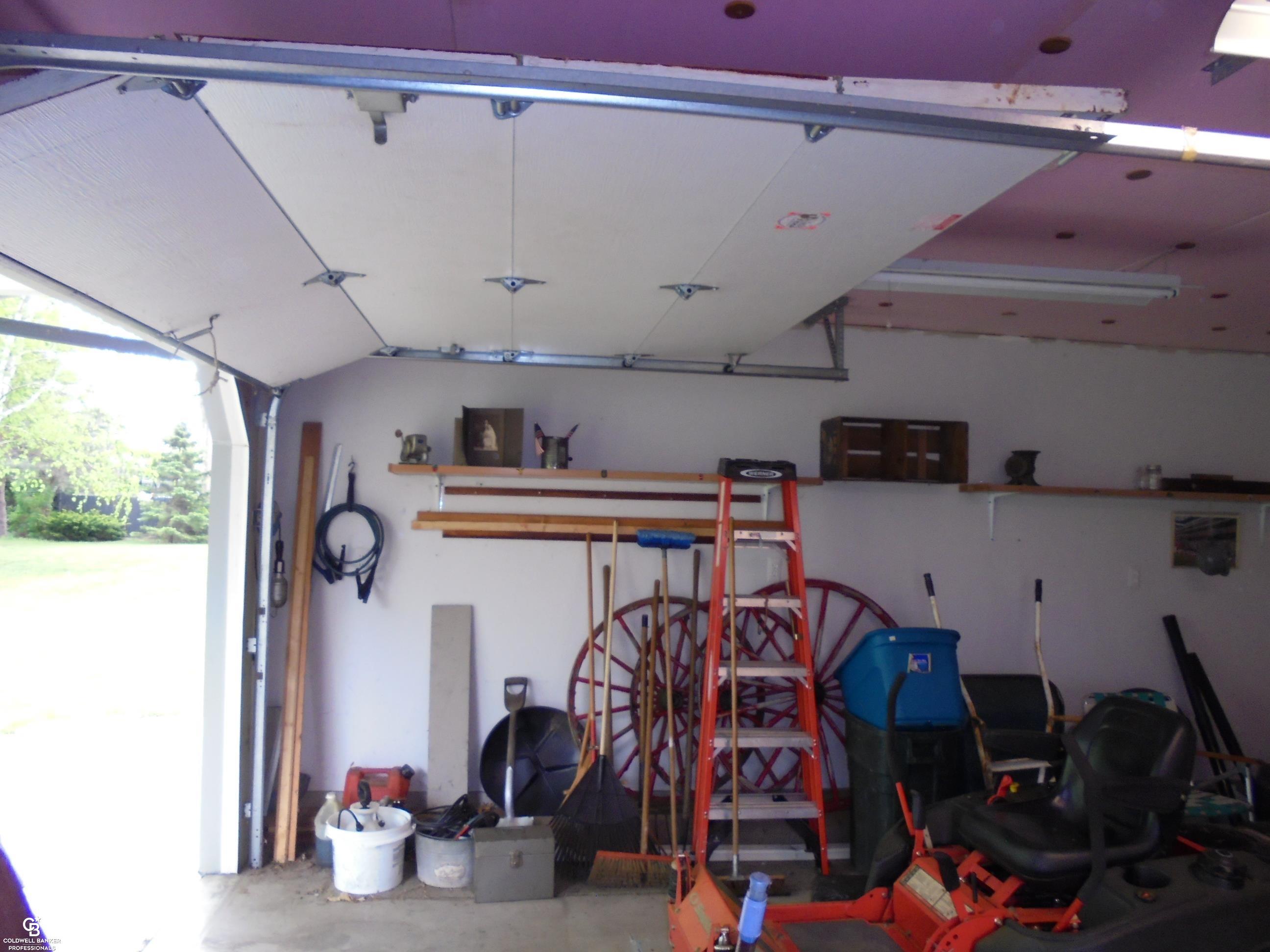 18138 22 Mile Road Macomb, MI 48044 - Photo 10 of 41
