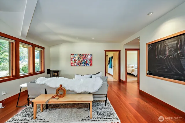 $1,650,000 | 7870 Northeast Koura Farm Drive, Bainbridge Island, WA 98110