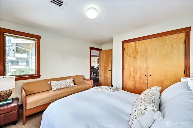 $1,650,000 | 7870 Northeast Koura Farm Drive, Bainbridge Island, WA 98110