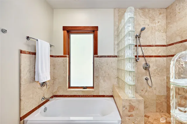 $1,650,000 | 7870 Northeast Koura Farm Drive, Bainbridge Island, WA 98110