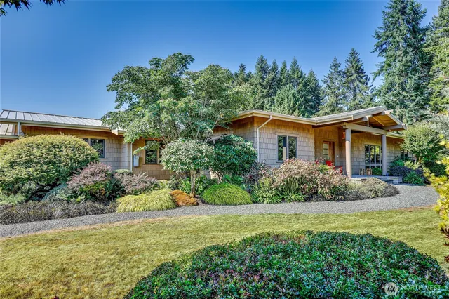 $1,650,000 | 7870 Northeast Koura Farm Drive, Bainbridge Island, WA 98110
