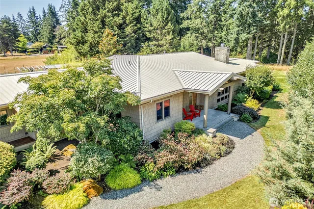 $1,650,000 | 7870 Northeast Koura Farm Drive, Bainbridge Island, WA 98110
