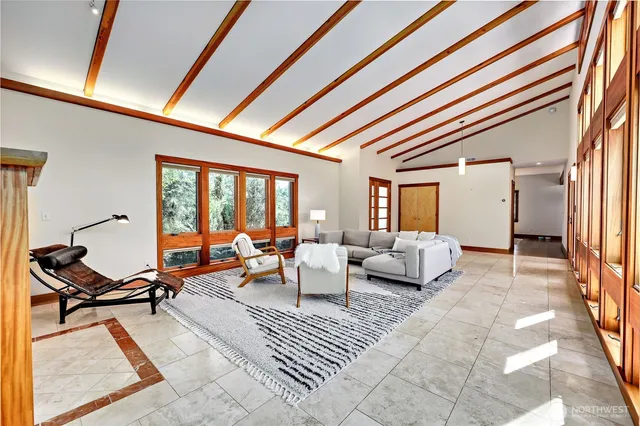 $1,650,000 | 7870 Northeast Koura Farm Drive, Bainbridge Island, WA 98110