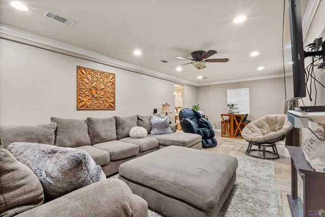 $255,000 | 9937 Golden Gate Avenue, Baton Rouge, LA 70818