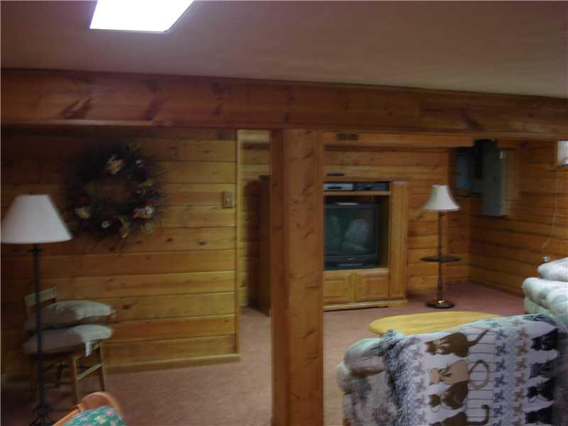 3518 Pittsburgh Road Perryopolis, PA 15473 - Photo 8 of 14 Family Room.