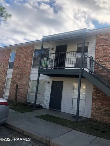 $225,000 | 610 Pillette Road, Unit 3, Lafayette, LA 70508