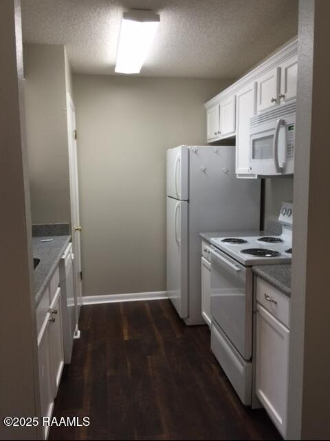 610 Pillette Road, Unit 3 Lafayette, LA 70508 - Photo 26 of 27 230 Pil Kitchen 4