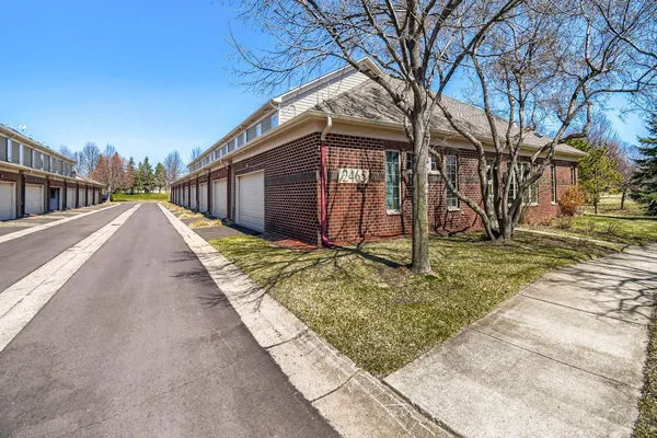 $329,500 | 2465 119th Court Northeast, Unit G, Blaine, MN 55449