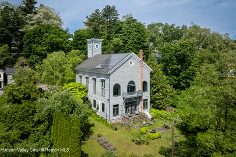 $799,000 | 380 Main Street, New Baltimore, NY 12192