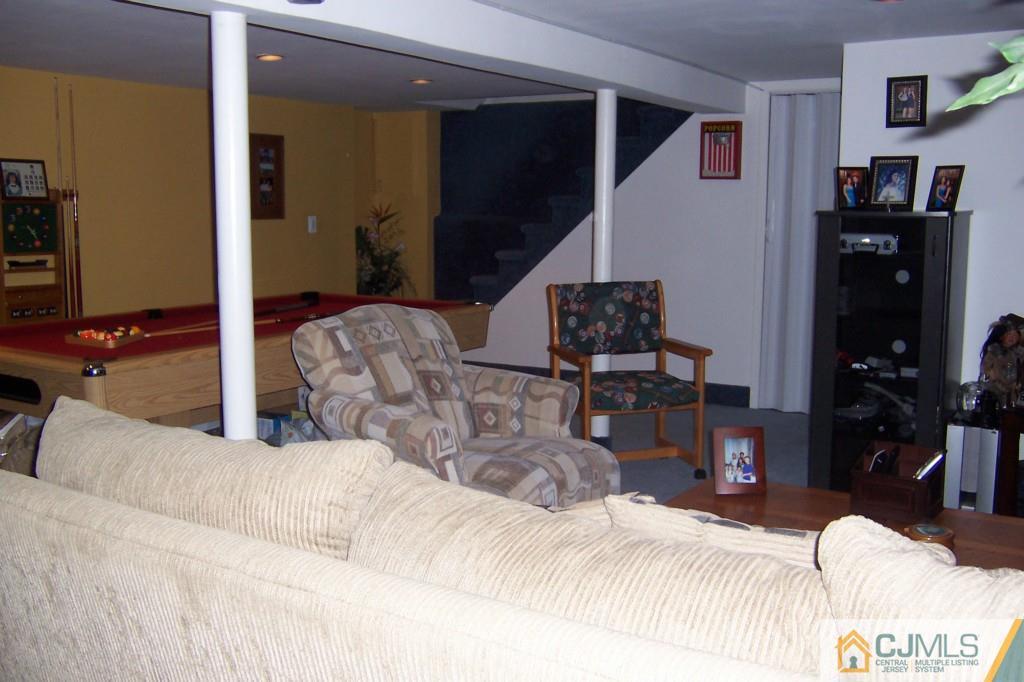 138 South Hill Road Colonia, NJ 07067 - Photo 16 of 25 a bed room with a bed