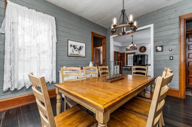 $300,000 | 158 East Water Street, Shullsburg, WI 53586