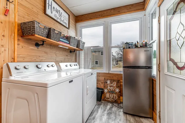 $300,000 | 158 East Water Street, Shullsburg, WI 53586