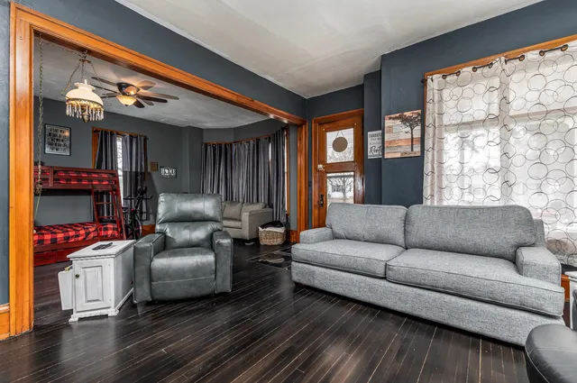 $300,000 | 158 East Water Street, Shullsburg, WI 53586