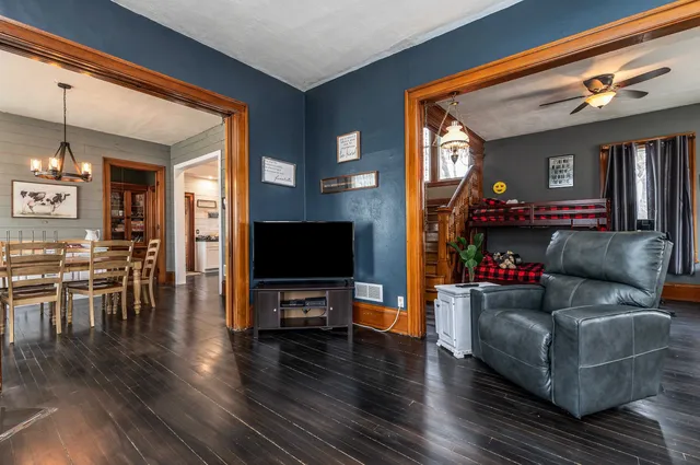 $300,000 | 158 East Water Street, Shullsburg, WI 53586