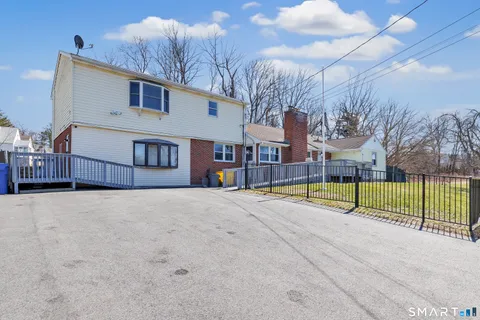 $525,000 | 44 Woodlawn Terrace, Meriden, CT 06450