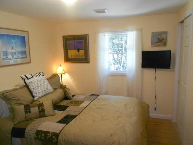 74 Mountain Road Cape Neddick, ME 03902 - Photo 6 of 30 Bedroom.