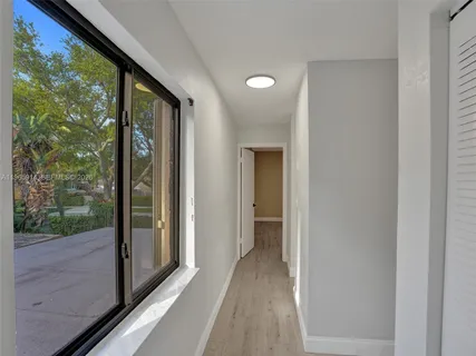 $430,000 | 6 Chestnut Circle, Cooper City, FL 33026