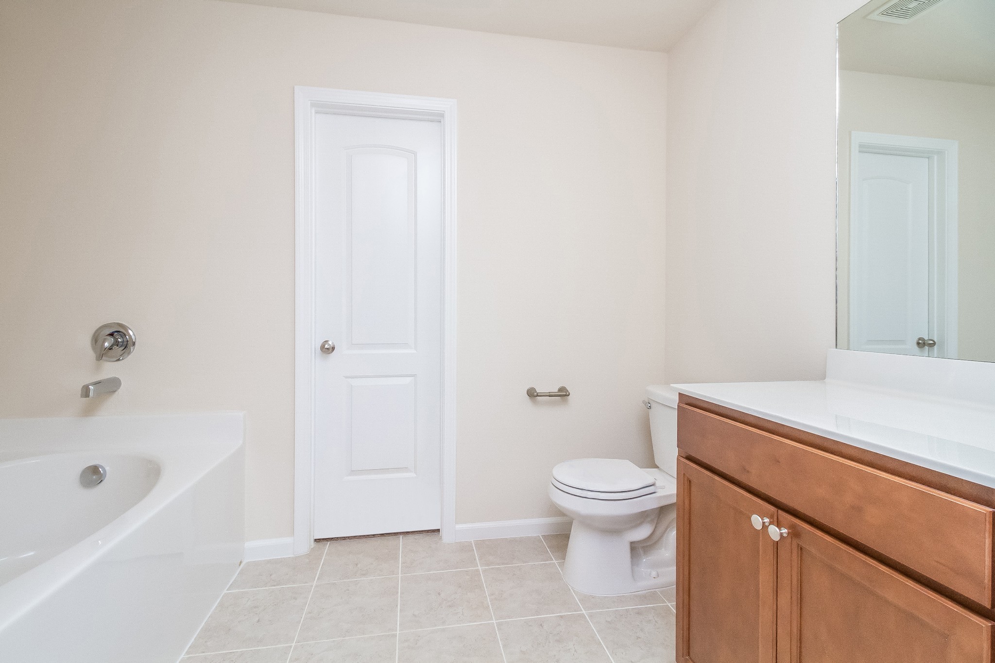 3309 Marichal Drive Murfreesboro, TN 37128 - Photo 9 of 15 a bathroom with a sink a toilet and bathtub
