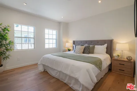 $1,399,000 | 1826 West 78th Street, Los Angeles, CA 90047